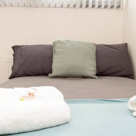 5 - Refurbished In A Shared House