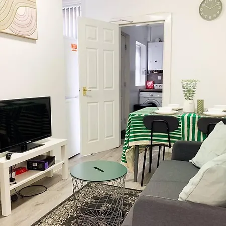 5 - Refurbished In A Shared House Sheffield